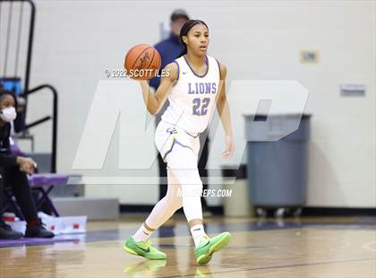 Thumbnail 3 in Princeton vs. Gahanna Lincoln (OGBR Classic in the City) photogallery.