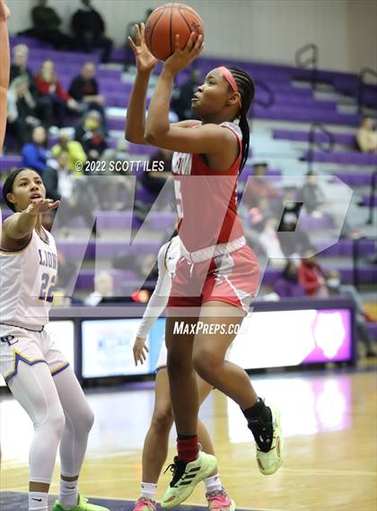 Thumbnail 1 in Princeton vs. Gahanna Lincoln (OGBR Classic in the City) photogallery.
