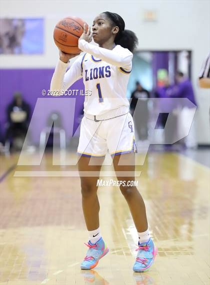 Thumbnail 1 in Princeton vs. Gahanna Lincoln (OGBR Classic in the City) photogallery.