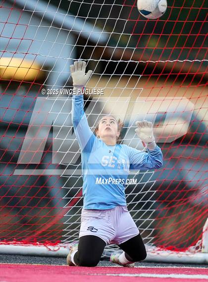 Thumbnail 2 in Seton Catholic @ Montesano (WIAA District 4 1A Championship) photogallery.