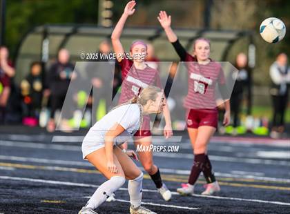 Thumbnail 2 in Seton Catholic @ Montesano (WIAA District 4 1A Championship) photogallery.