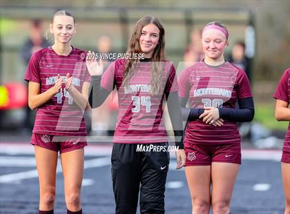 Thumbnail 2 in Seton Catholic @ Montesano (WIAA District 4 1A Championship) photogallery.