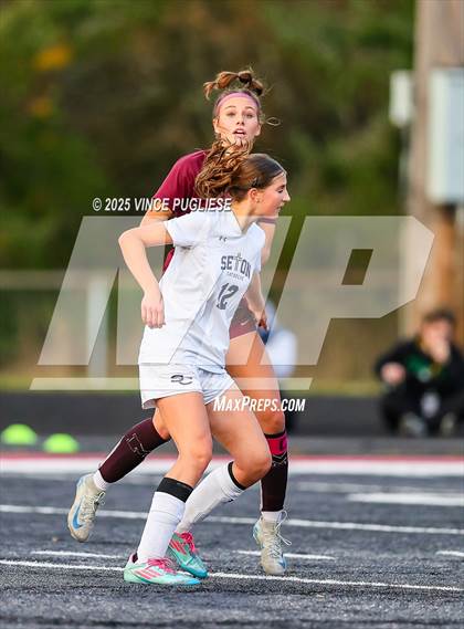 Thumbnail 2 in Seton Catholic @ Montesano (WIAA District 4 1A Championship) photogallery.