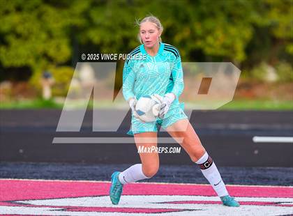 Thumbnail 1 in Seton Catholic @ Montesano (WIAA District 4 1A Championship) photogallery.