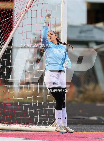 Thumbnail 2 in Seton Catholic @ Montesano (WIAA District 4 1A Championship) photogallery.