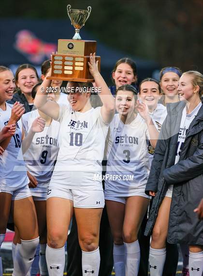 Thumbnail 2 in Seton Catholic @ Montesano (WIAA District 4 1A Championship) photogallery.