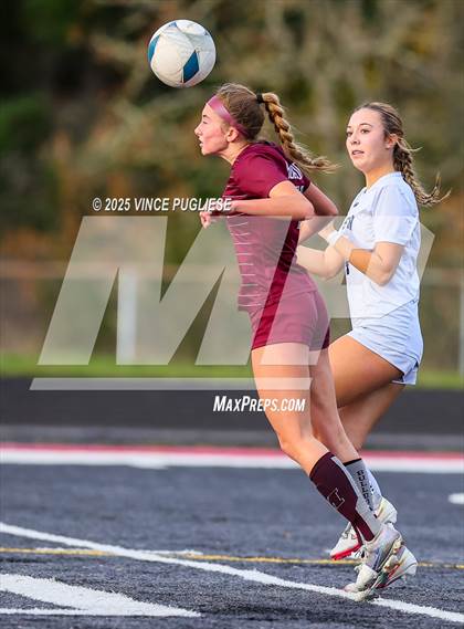 Thumbnail 3 in Seton Catholic @ Montesano (WIAA District 4 1A Championship) photogallery.
