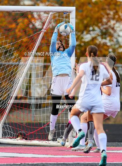 Thumbnail 1 in Seton Catholic @ Montesano (WIAA District 4 1A Championship) photogallery.