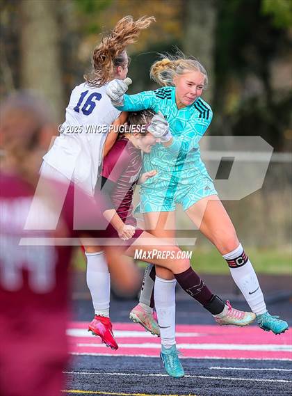 Thumbnail 1 in Seton Catholic @ Montesano (WIAA District 4 1A Championship) photogallery.