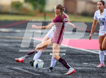 Thumbnail 1 in Seton Catholic @ Montesano (WIAA District 4 1A Championship) photogallery.