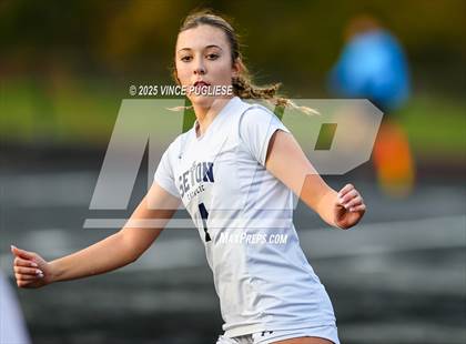 Thumbnail 2 in Seton Catholic @ Montesano (WIAA District 4 1A Championship) photogallery.