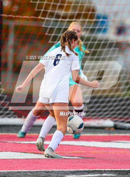 Thumbnail 3 in Seton Catholic @ Montesano (WIAA District 4 1A Championship) photogallery.