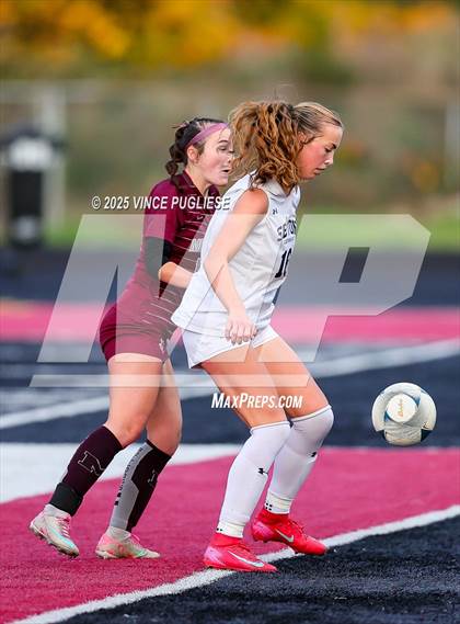 Thumbnail 1 in Seton Catholic @ Montesano (WIAA District 4 1A Championship) photogallery.