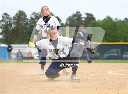 Thumbnail 1 in Bemidji vs.Sartell-St. Stephen (MSHSL Class AAA Sectional Playoff) photogallery.