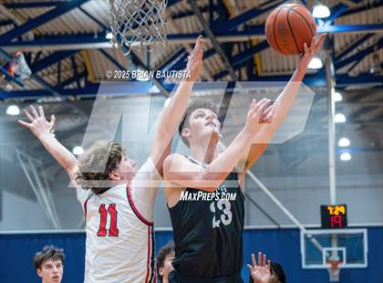 Thumbnail 3 in Hawaii Prep vs Gig Harbor (Punahou Invitational) photogallery.