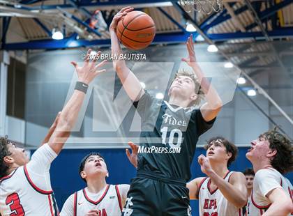 Thumbnail 2 in Hawaii Prep vs Gig Harbor (Punahou Invitational) photogallery.