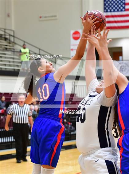 Thumbnail 3 in Akins vs Edinburg (NEISD Invitational) photogallery.