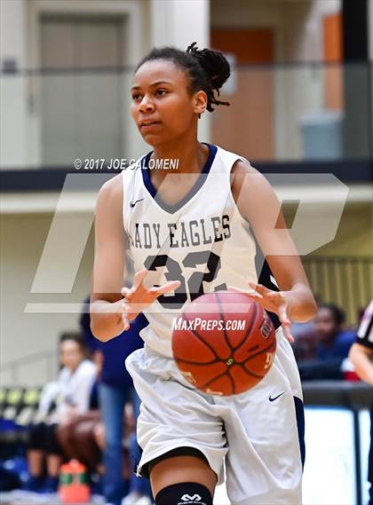 Thumbnail 2 in Akins vs Edinburg (NEISD Invitational) photogallery.