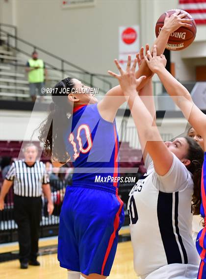 Thumbnail 2 in Akins vs Edinburg (NEISD Invitational) photogallery.