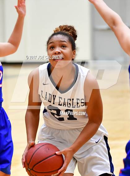 Thumbnail 1 in Akins vs Edinburg (NEISD Invitational) photogallery.