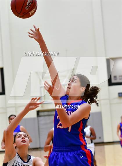 Thumbnail 3 in Akins vs Edinburg (NEISD Invitational) photogallery.