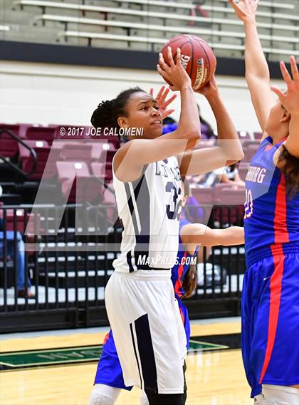 Thumbnail 1 in Akins vs Edinburg (NEISD Invitational) photogallery.