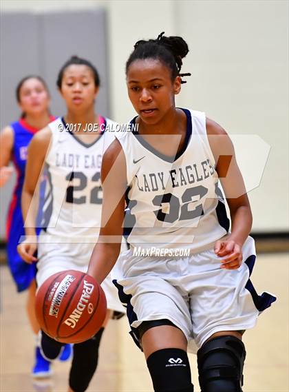Thumbnail 3 in Akins vs Edinburg (NEISD Invitational) photogallery.