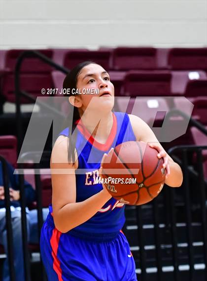 Thumbnail 1 in Akins vs Edinburg (NEISD Invitational) photogallery.