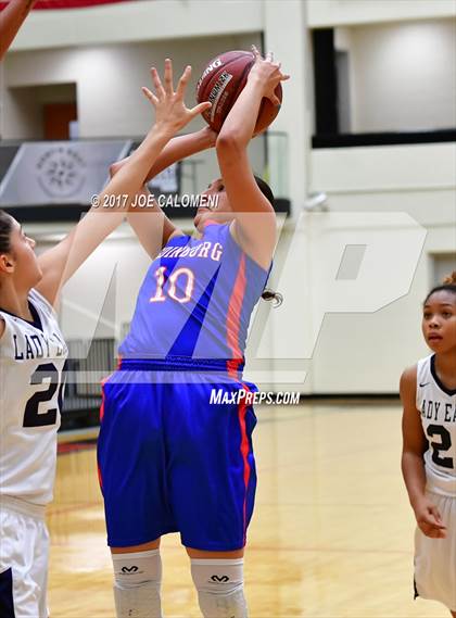 Thumbnail 3 in Akins vs Edinburg (NEISD Invitational) photogallery.