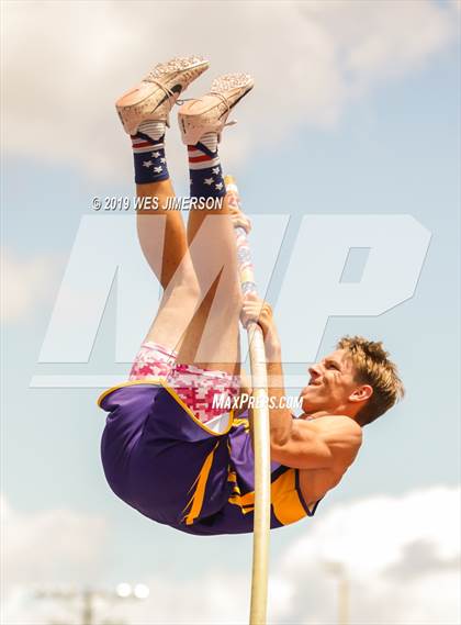 Thumbnail 2 in CIF Sac-Joaquin Section Masters (Pole Vault) photogallery.