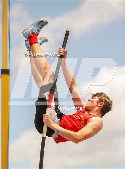 Thumbnail 3 in CIF Sac-Joaquin Section Masters (Pole Vault) photogallery.