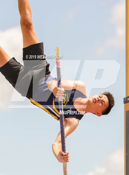 Thumbnail 2 in CIF Sac-Joaquin Section Masters (Pole Vault) photogallery.