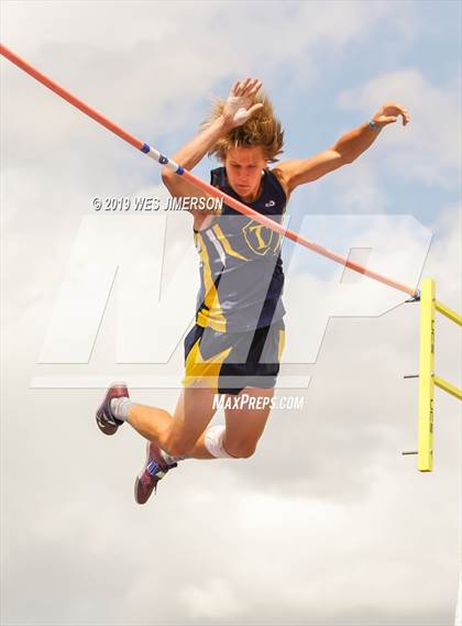 Thumbnail 1 in CIF Sac-Joaquin Section Masters (Pole Vault) photogallery.
