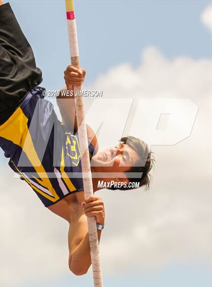 Thumbnail 2 in CIF Sac-Joaquin Section Masters (Pole Vault) photogallery.