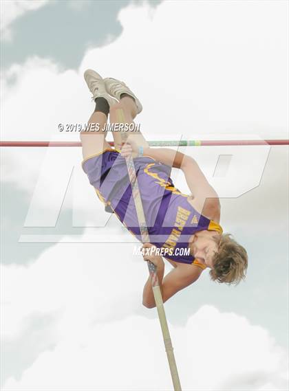 Thumbnail 2 in CIF Sac-Joaquin Section Masters (Pole Vault) photogallery.