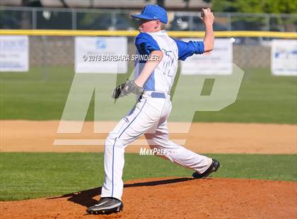 Thumbnail 3 in FR: Canby @ Aloha photogallery.