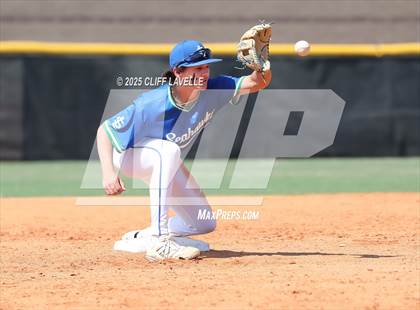 Thumbnail 2 in Carmel Christian vs South Lakes (H.I.T) photogallery.