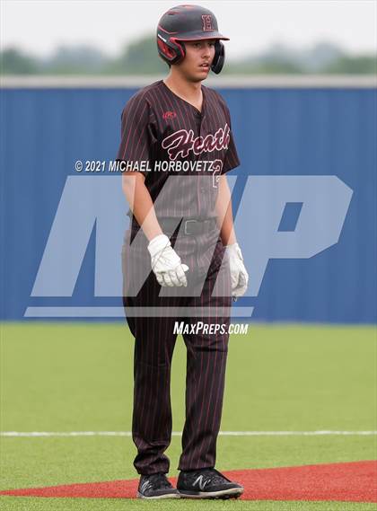 Thumbnail 1 in Rockwall-Heath vs. Sachse (UIL 6A Regional Quarterfinal) photogallery.