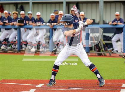 Thumbnail 1 in Rockwall-Heath vs. Sachse (UIL 6A Regional Quarterfinal) photogallery.