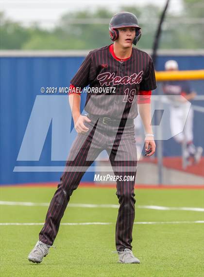Thumbnail 2 in Rockwall-Heath vs. Sachse (UIL 6A Regional Quarterfinal) photogallery.