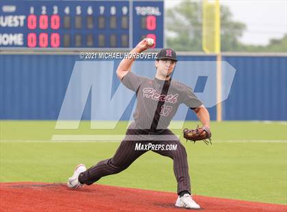 Thumbnail 1 in Rockwall-Heath vs. Sachse (UIL 6A Regional Quarterfinal) photogallery.