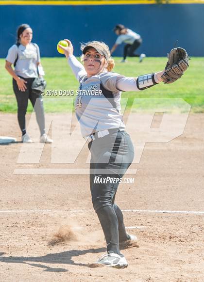 Thumbnail 2 in CIF-CCS Open Division Championship (Archbishop Mitty vs. Saint Francis) photogallery.