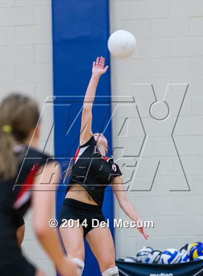 Thumbnail 2 in Venice vs. Leon (Berkeley Premier) photogallery.