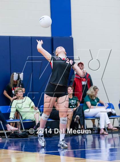 Thumbnail 1 in Venice vs. Leon (Berkeley Premier) photogallery.