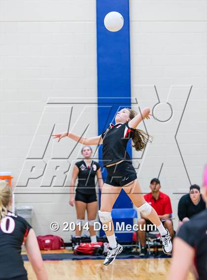 Thumbnail 1 in Venice vs. Leon (Berkeley Premier) photogallery.