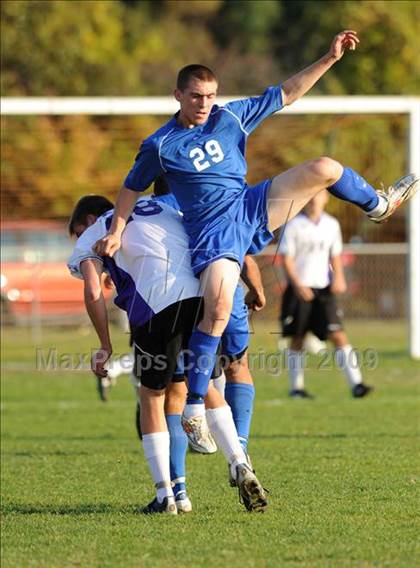 Thumbnail 3 in Islip vs Hauppauge photogallery.