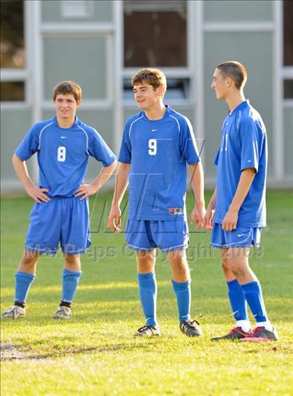 Thumbnail 2 in Islip vs Hauppauge photogallery.