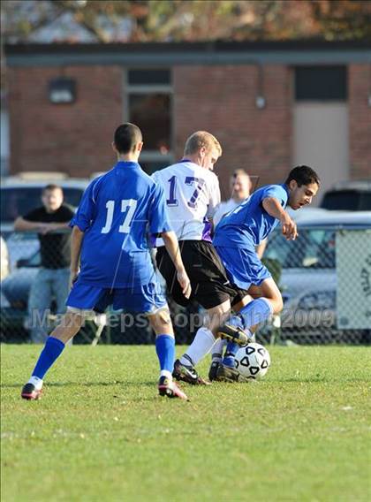 Thumbnail 3 in Islip vs Hauppauge photogallery.