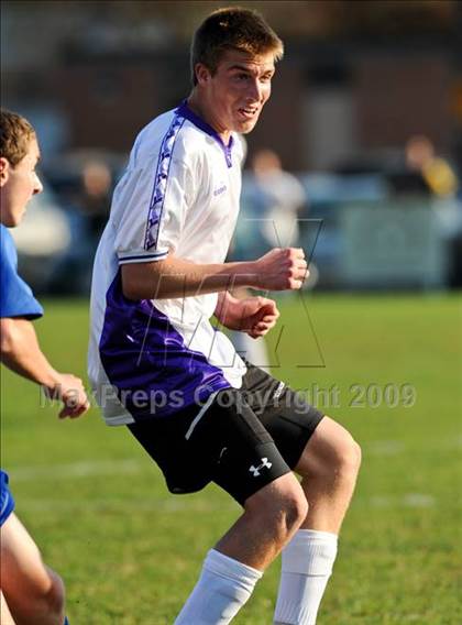Thumbnail 3 in Islip vs Hauppauge photogallery.