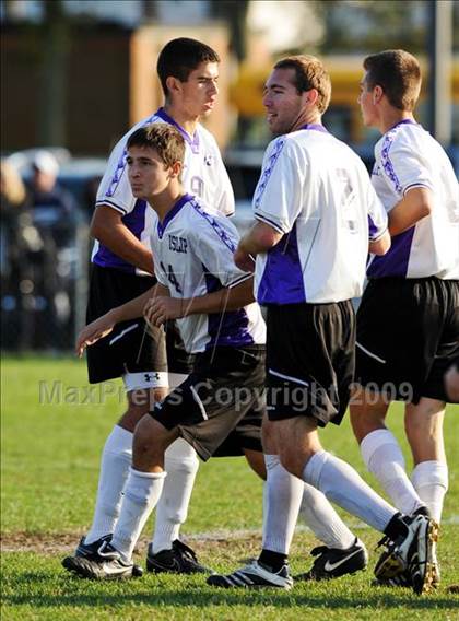 Thumbnail 1 in Islip vs Hauppauge photogallery.